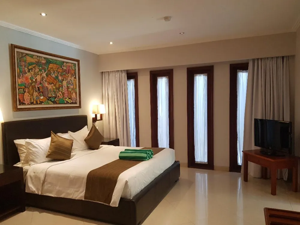 Peninsula Beach Resort - Image 1