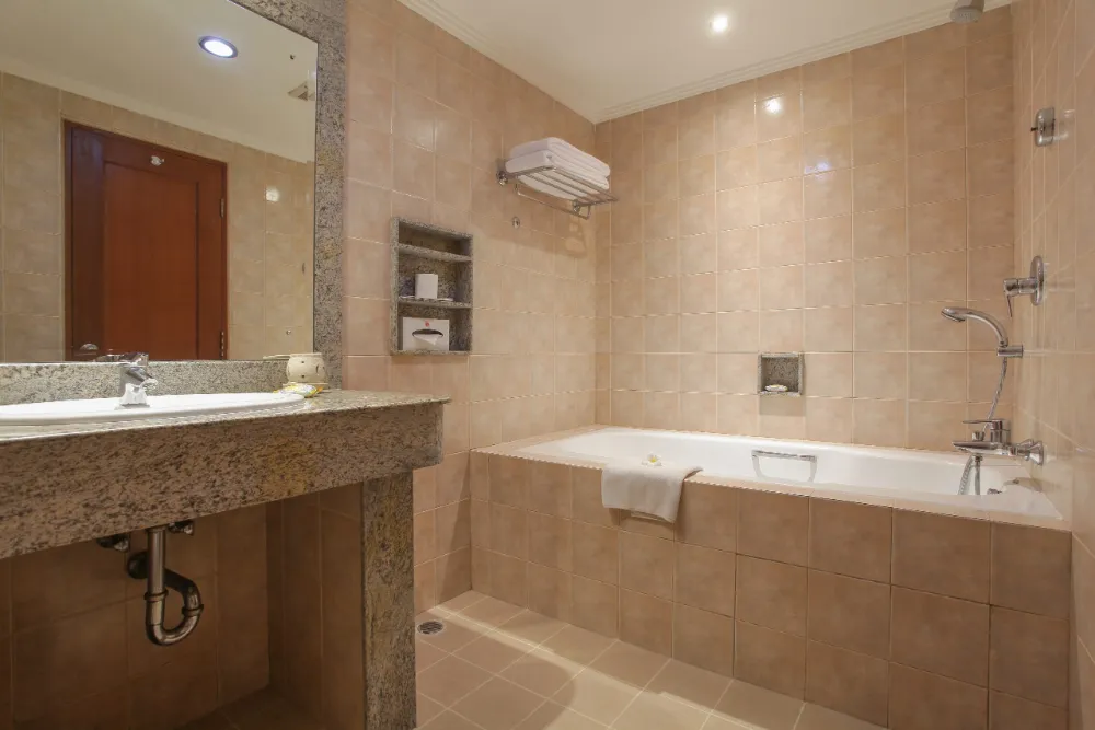 Peninsula Beach Resort - Image 20